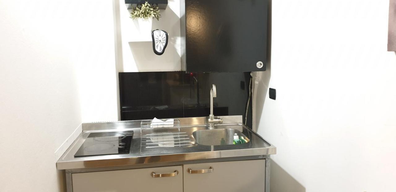 Cosy Apartment Милано Екстериор снимка